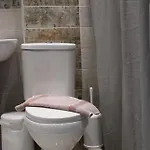 La Hotel *