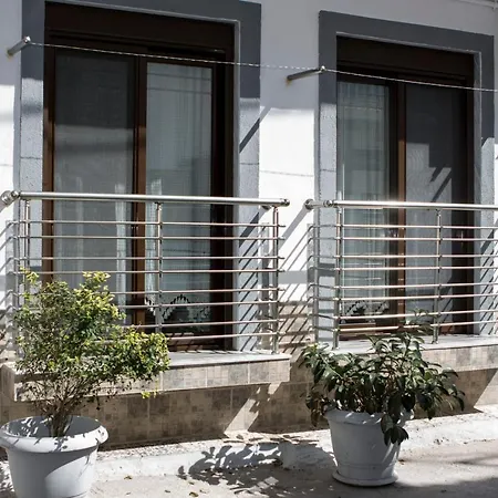 La * Skiathos Town