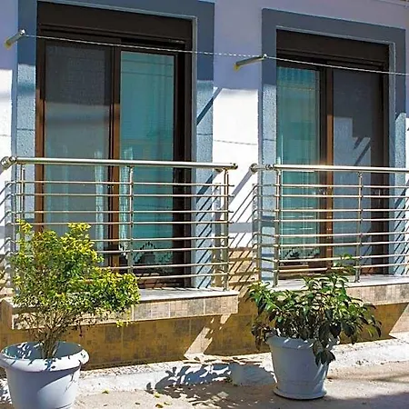 Ξενοδοχείο La 5*